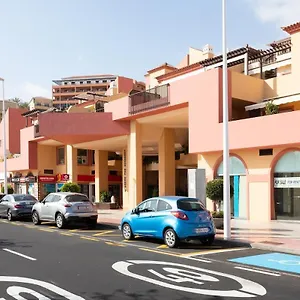 apartamento-de-lujo-en-costa-adeje-a-5-min-de-la-playa.adeje-hotels.com/