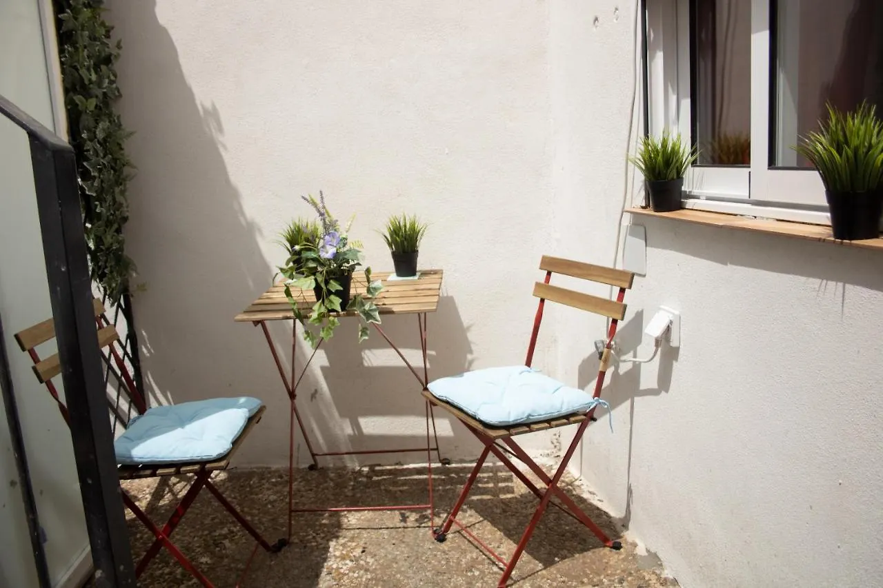 Malagueña Salerosa Apartamento - casa mata de 1 a 4 dormitorios con terraza o patio propio Málaga España